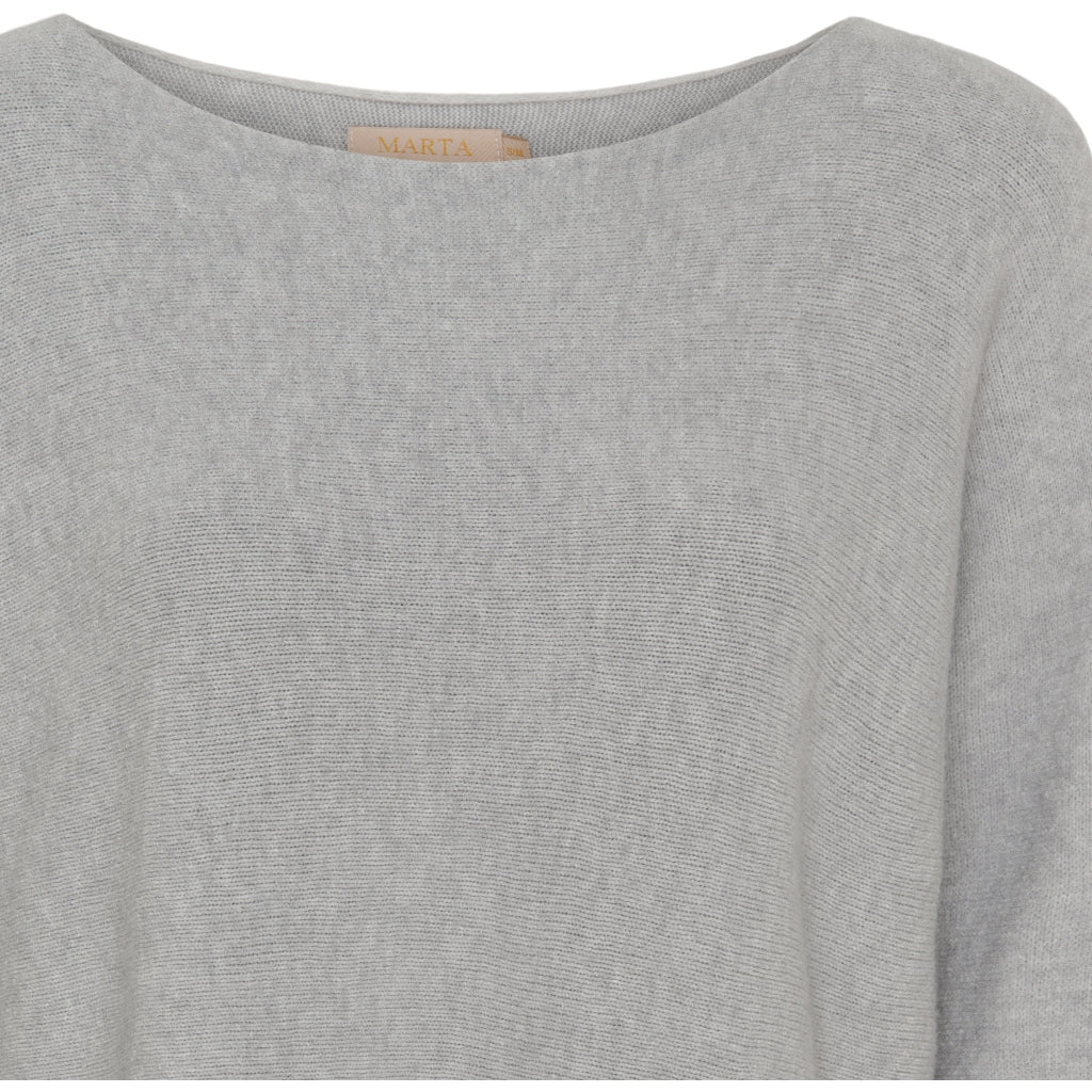 MARTA DU CHATEAU Marta Du Chateau dam stickad Dagmar 5001 Knit LightGrey4001